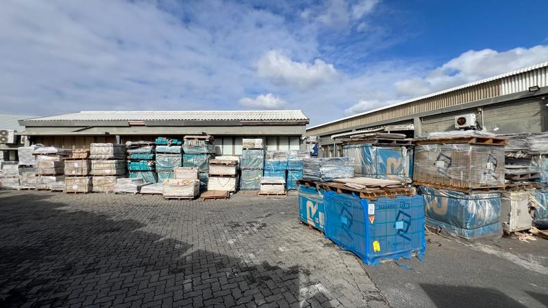 To Let commercial Property for Rent in Paarden Eiland Western Cape